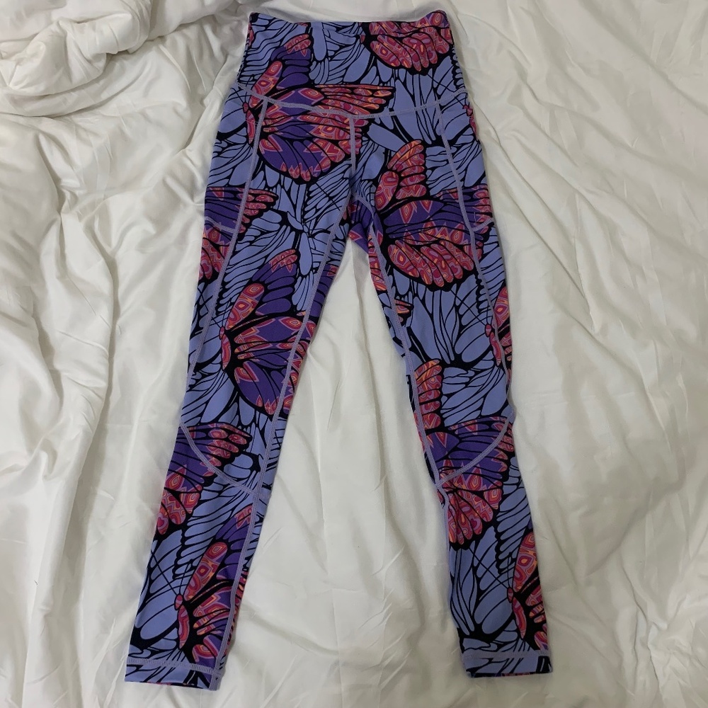 Women’s workout leggings